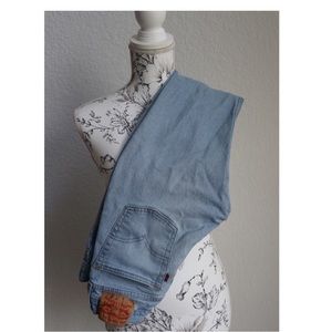 Men’s Light Blue Jeans